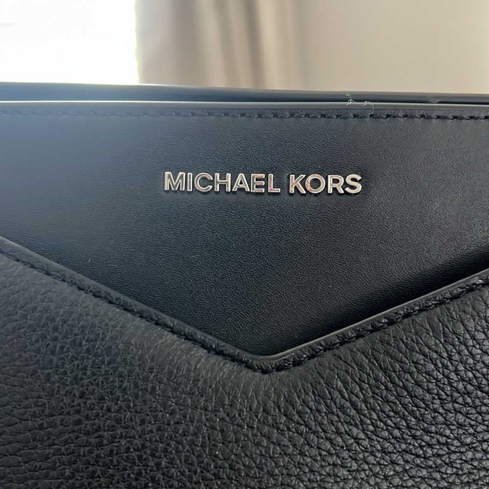 Michael Kors Whitney Pebbled tote - Picture 7 of 14
